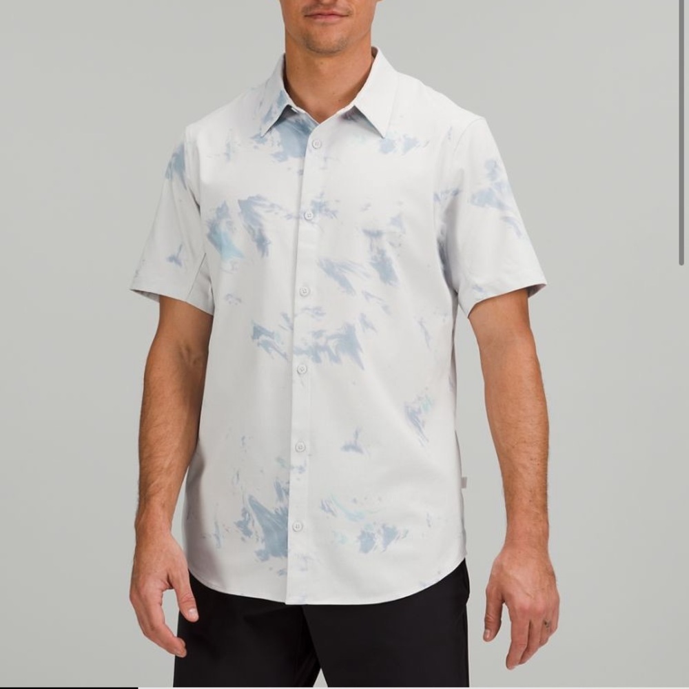 NWT Lululemon Airing Easy Short Sleeve Shirt- Size L